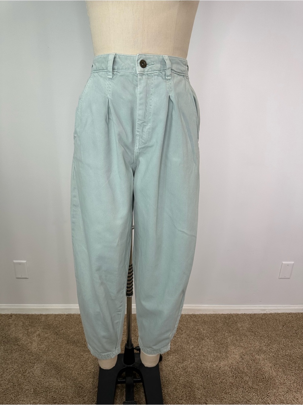 Zara Light Mint Green High-Waist Pleated Barrel Jeans